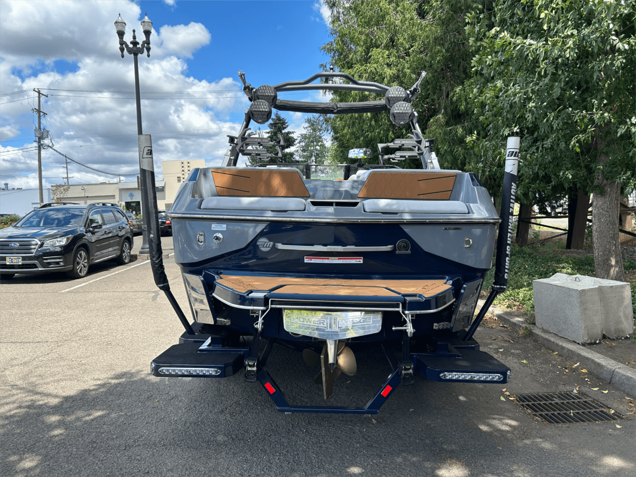 2024 Malibu M220 – Low Hours!