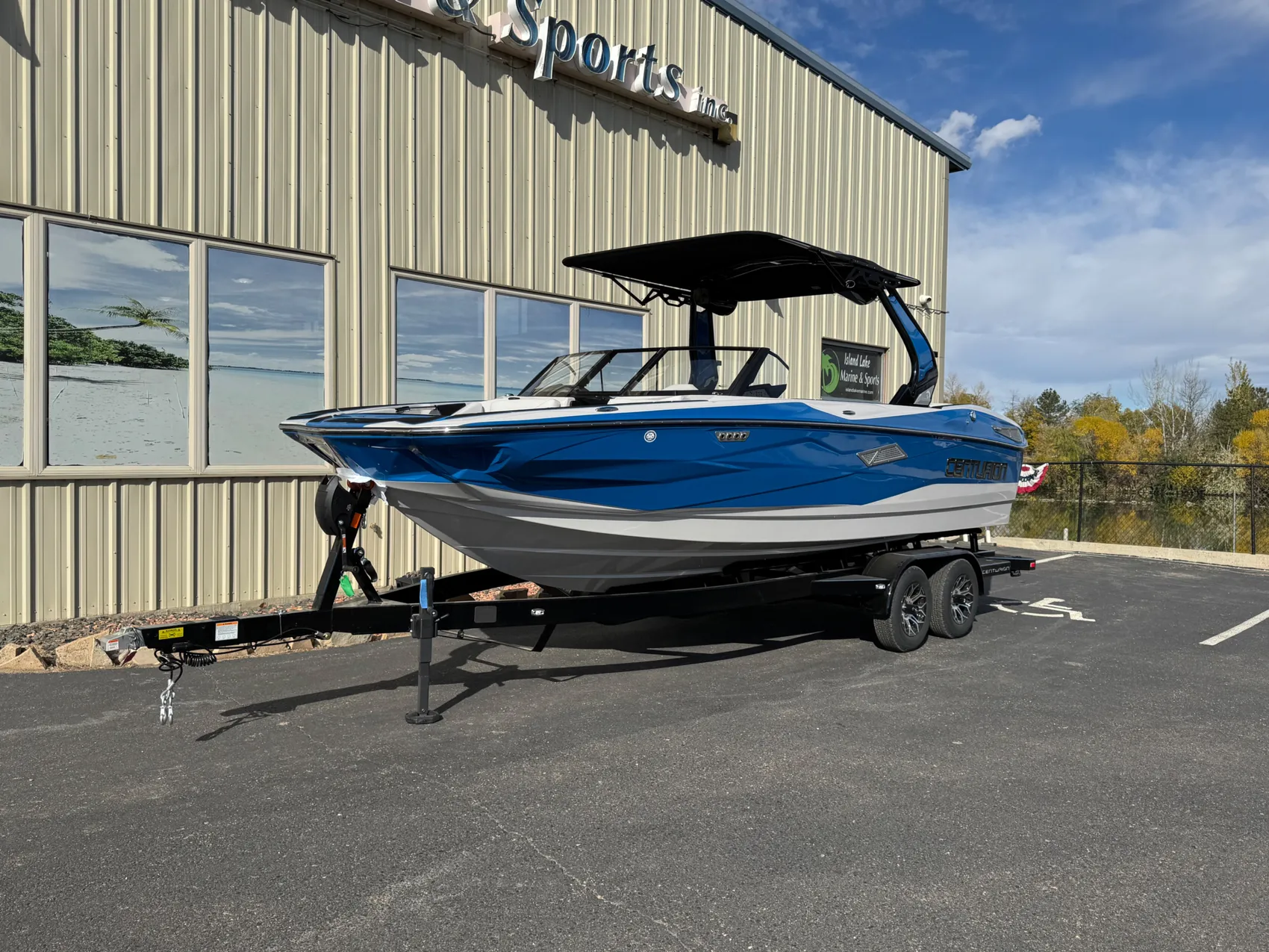 boat.Title