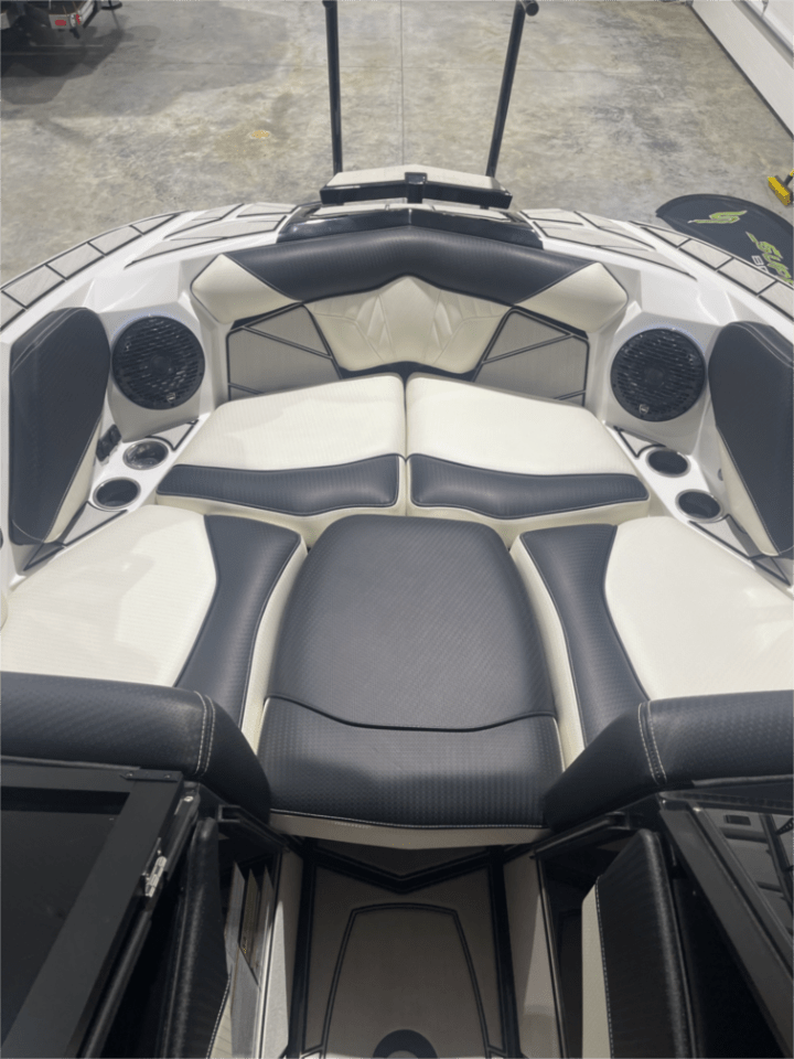 2024 Centurion Fi23 Absolutely Stunning!!