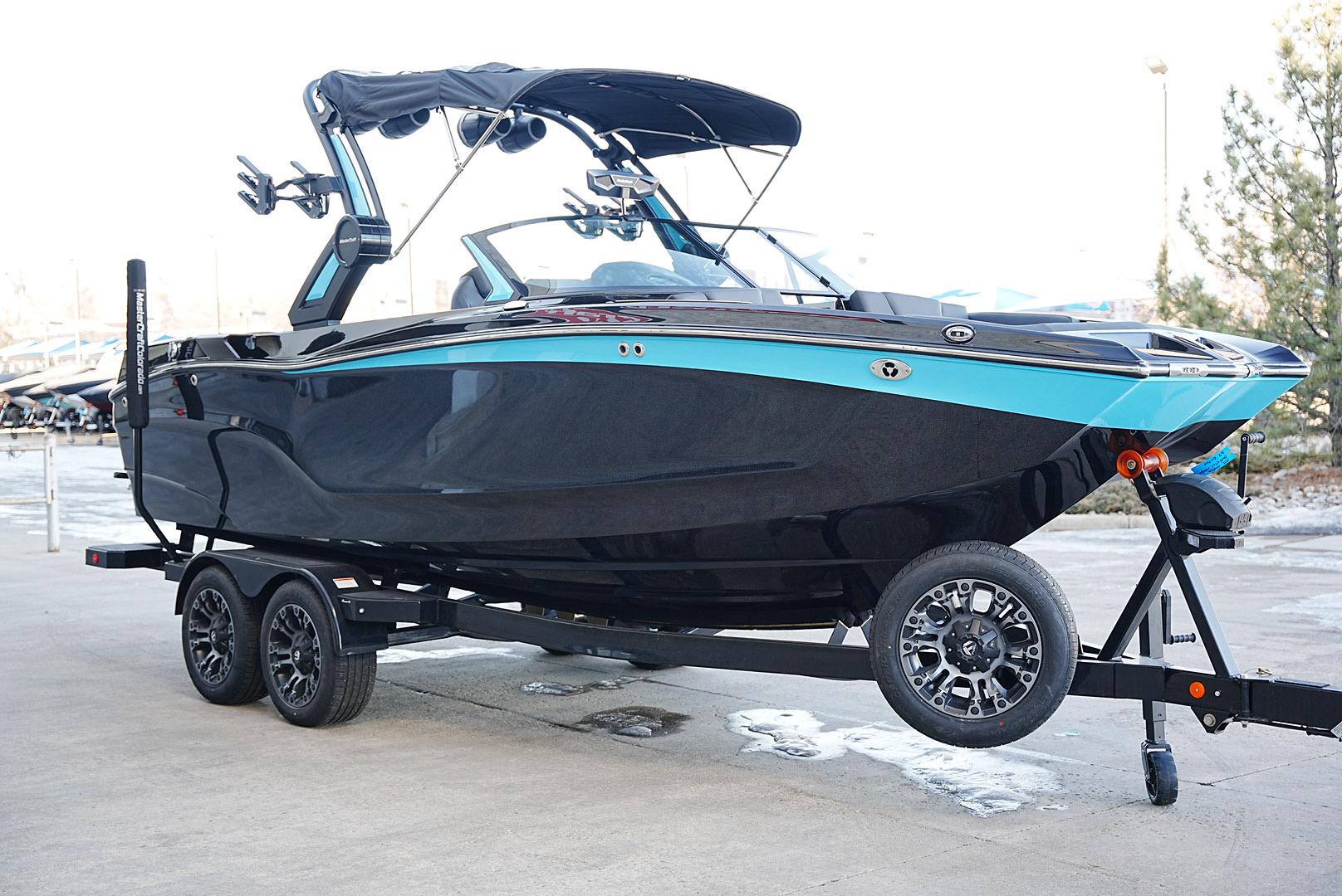 2024 MasterCraft XT22 &#8211; DEMO DISCOUNT! Fully Loaded!