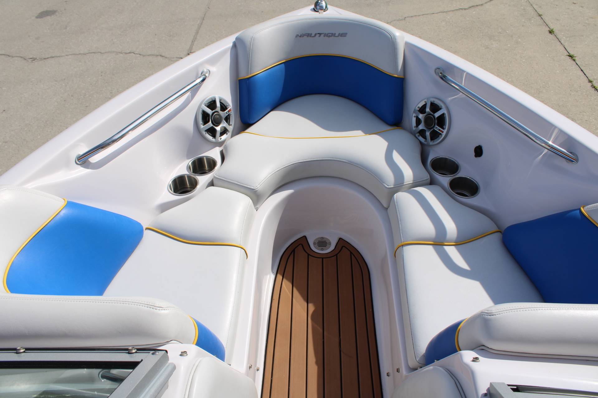 2008 Nautique SV211TE
