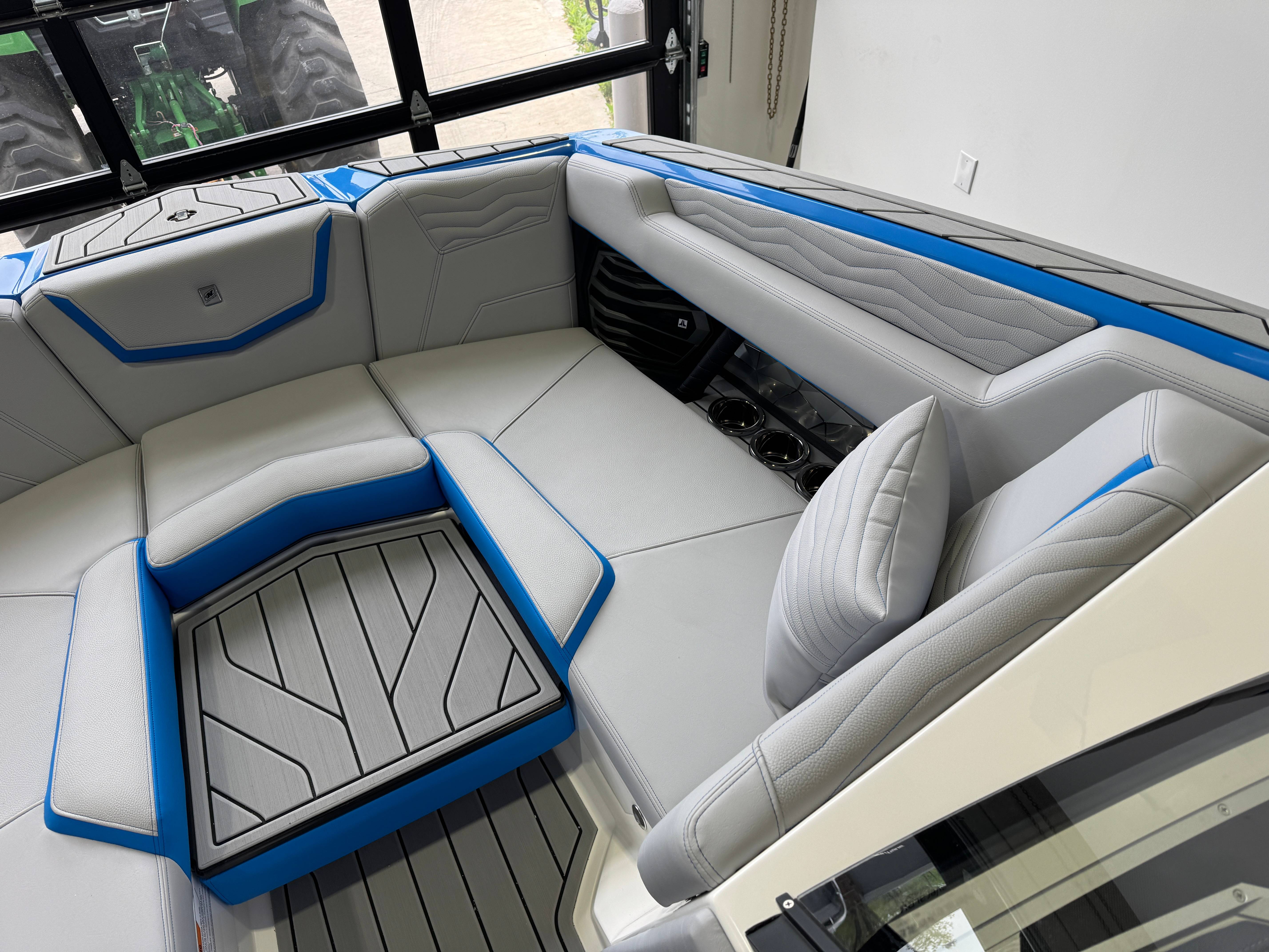 2025 Nautique Super Air Nautique G23