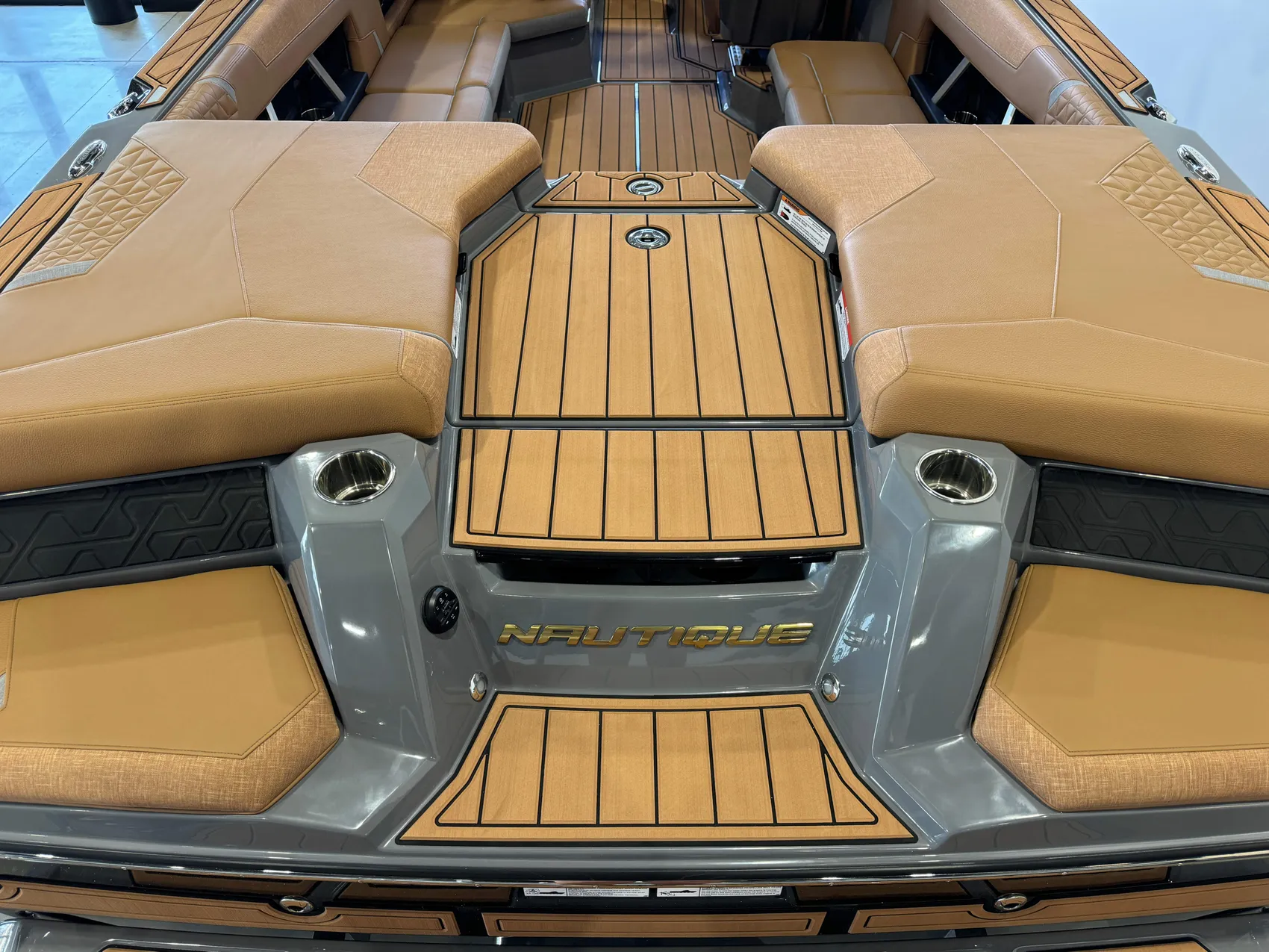 2025 Nautique GS22