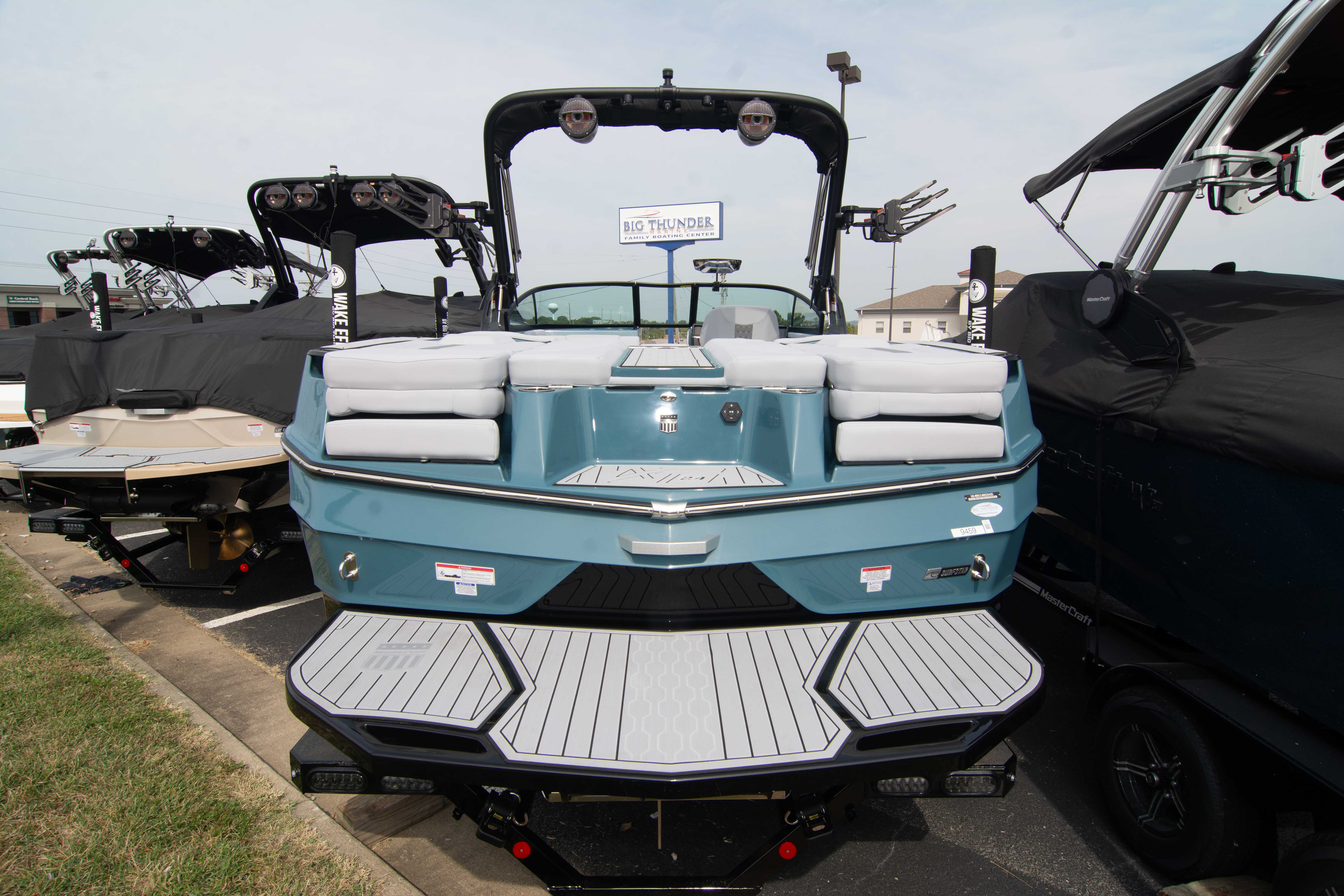 2025 Mastercraft XT24