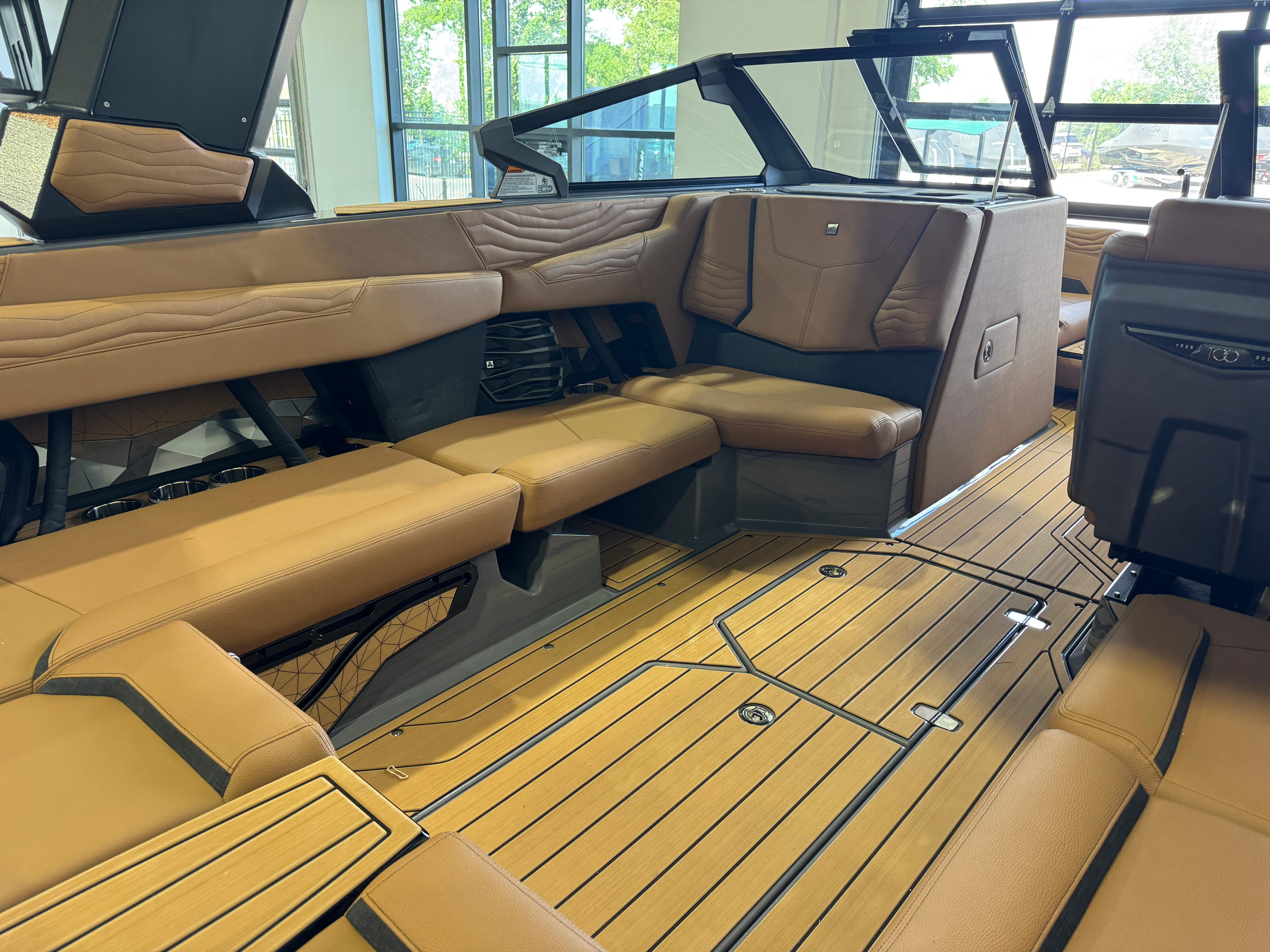2025 Nautique Super Air Nautique G23