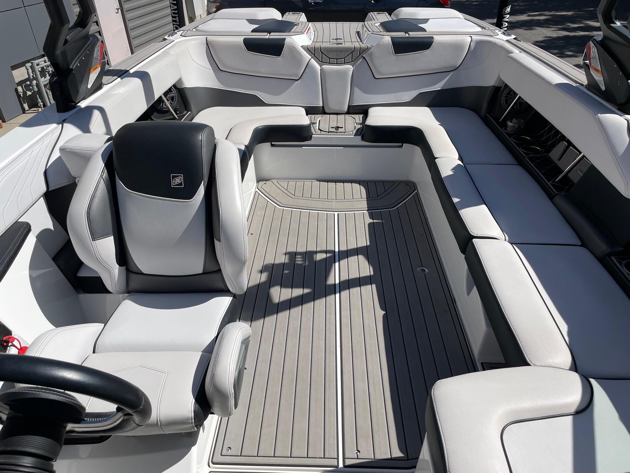 2019 NAUTIQUE GS24 W/XR7 550HP SUPERCHARGED POWER PLANT