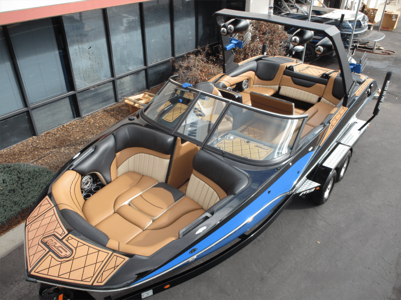 2022 MB SPORTS B52 23’ ALPHA