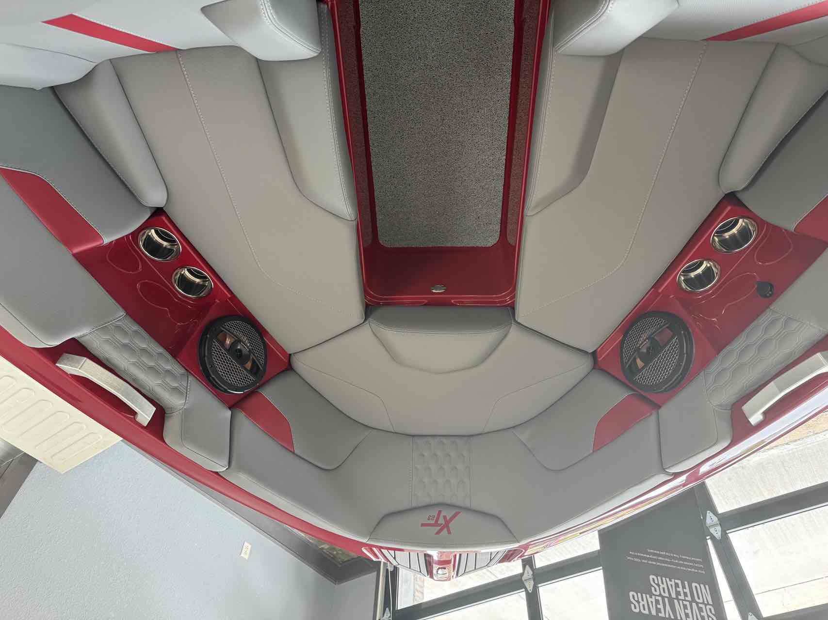 2024 Mastercraft XT23