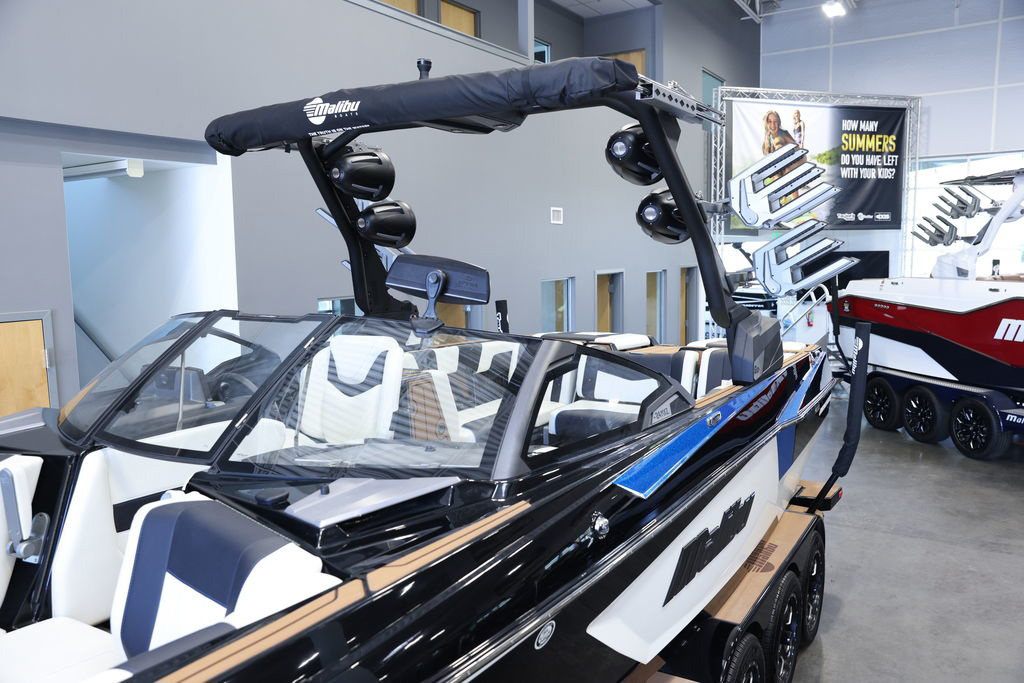2024 Malibu 24 MXZ
