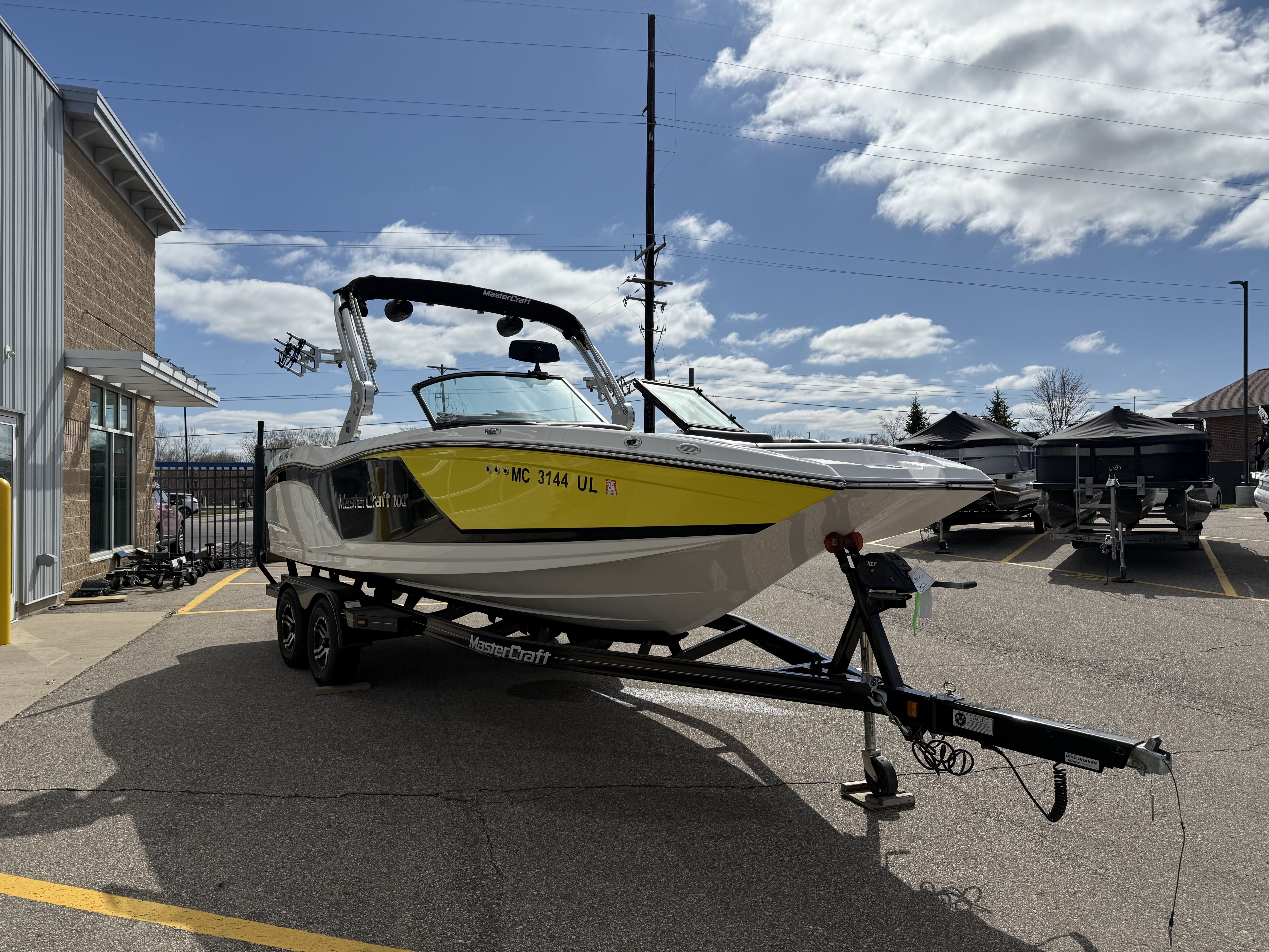 2019 MasterCraft NXT22