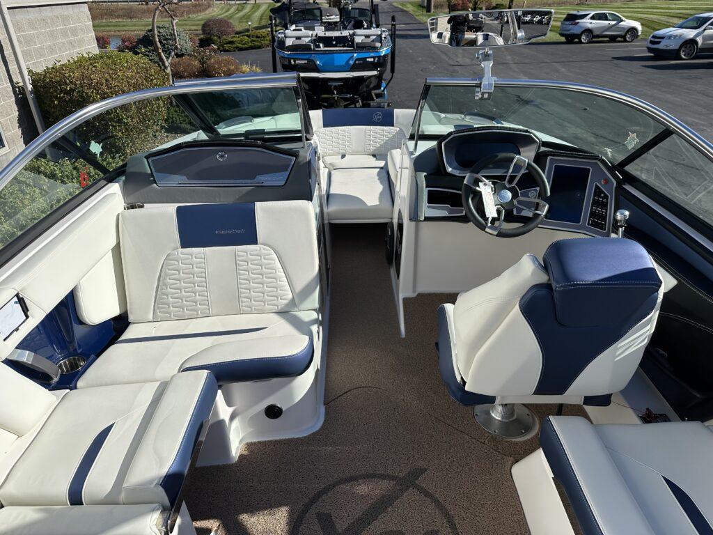 2021 MasterCraft X24