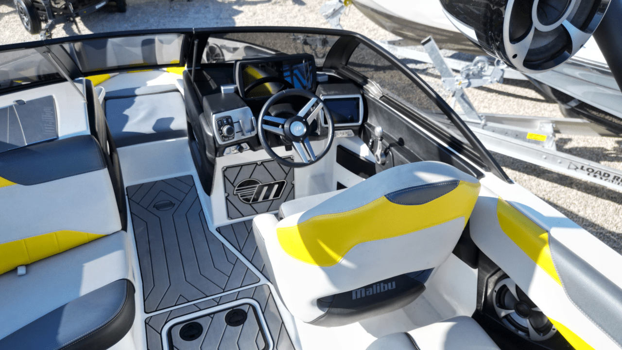 2018 Malibu Wakesetter 23 LSV