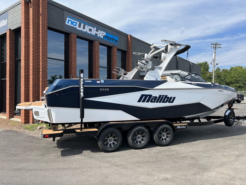 2025 Malibu Boats 25 LSV