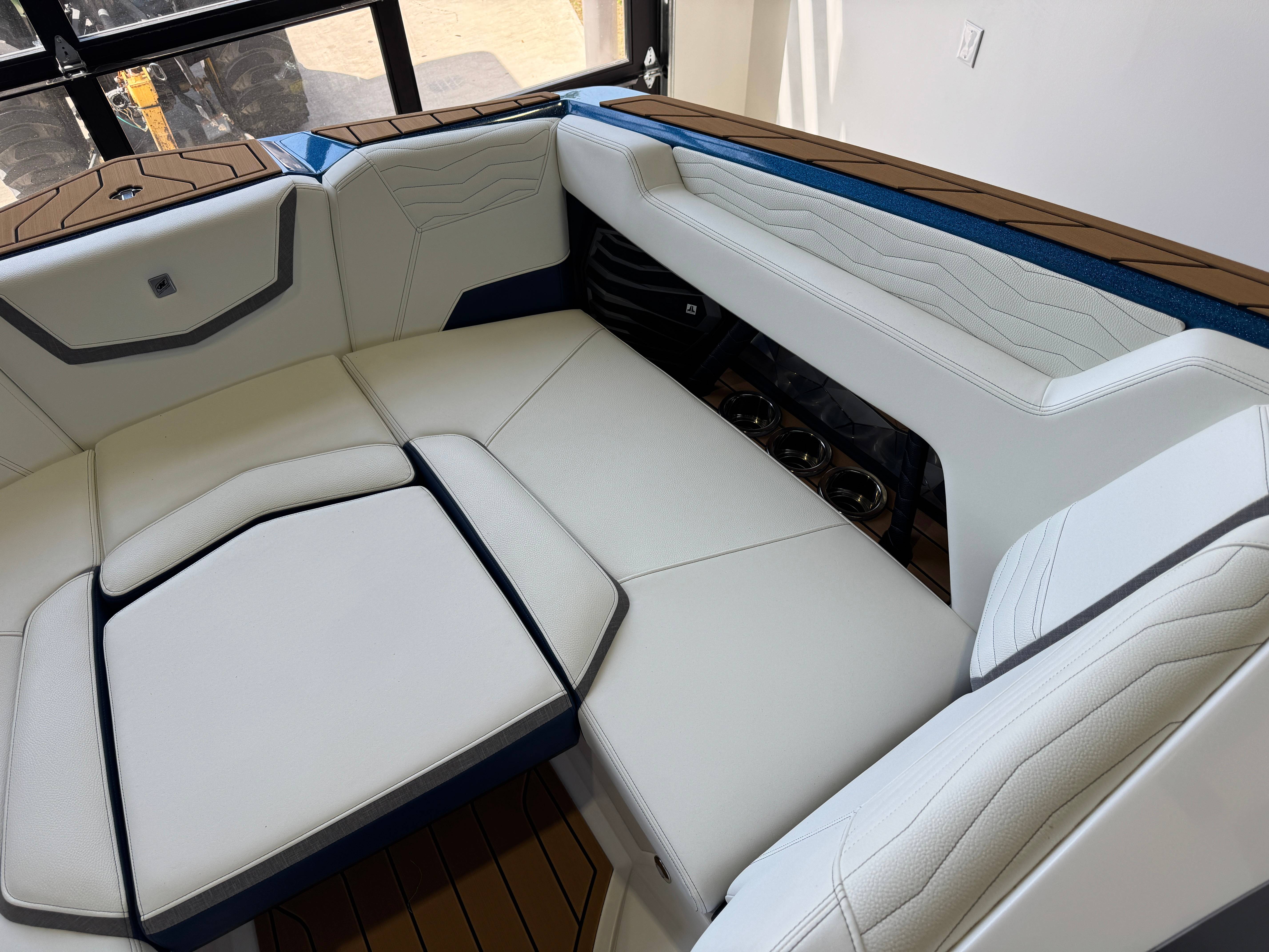 2025 Nautique Super Air Nautique G23