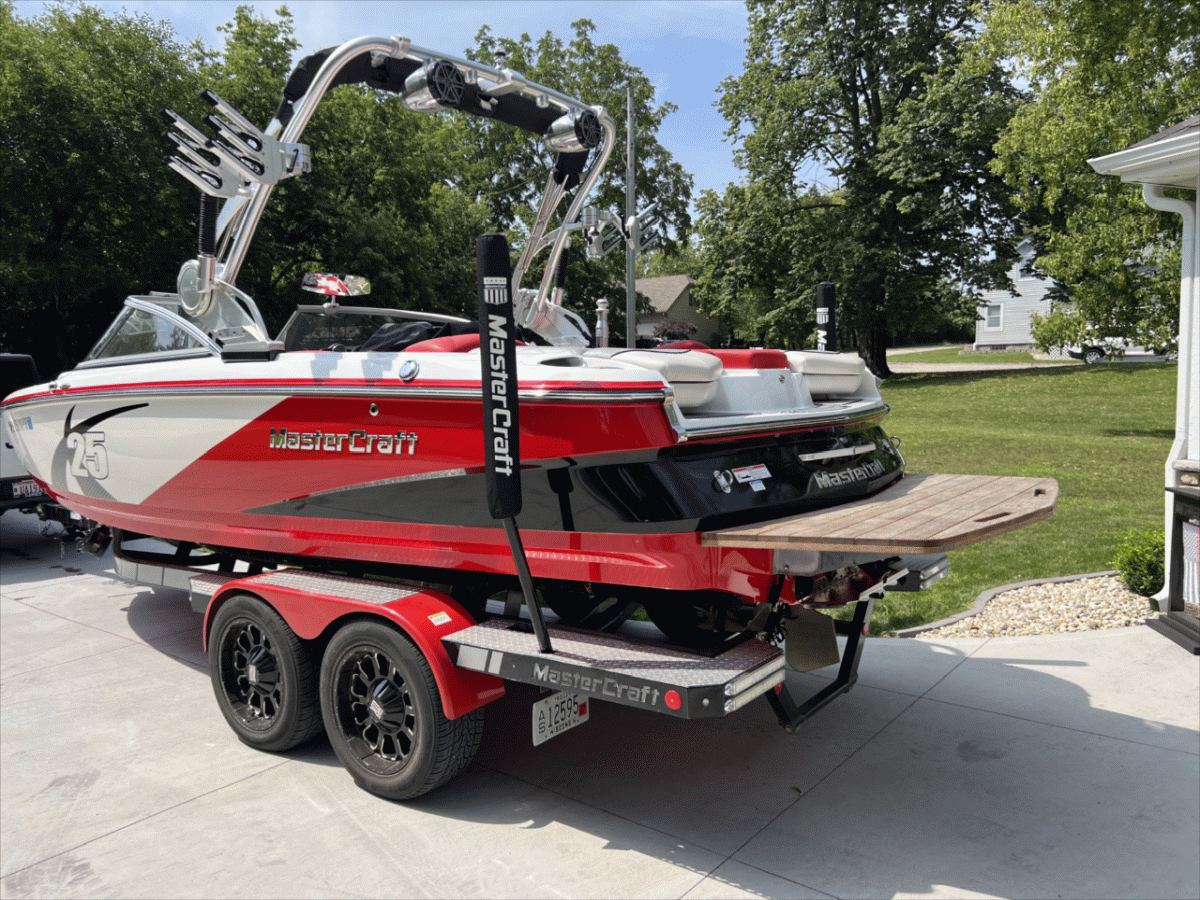 2013 MasterCraft X25 | 209610