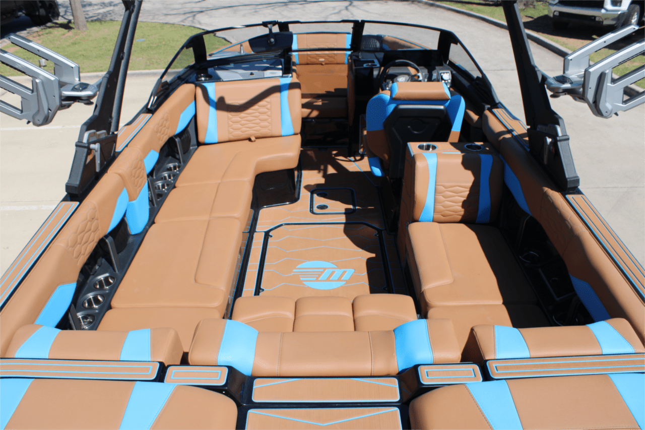 2025 Malibu 24 MXZ