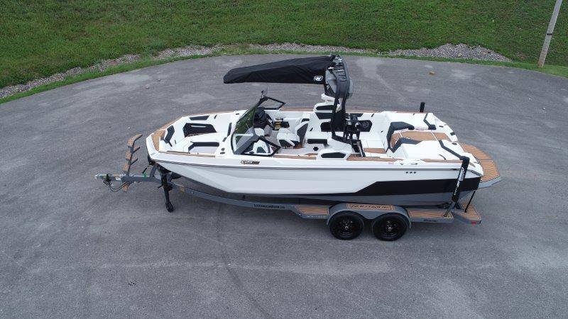 2024 Nautique GS22