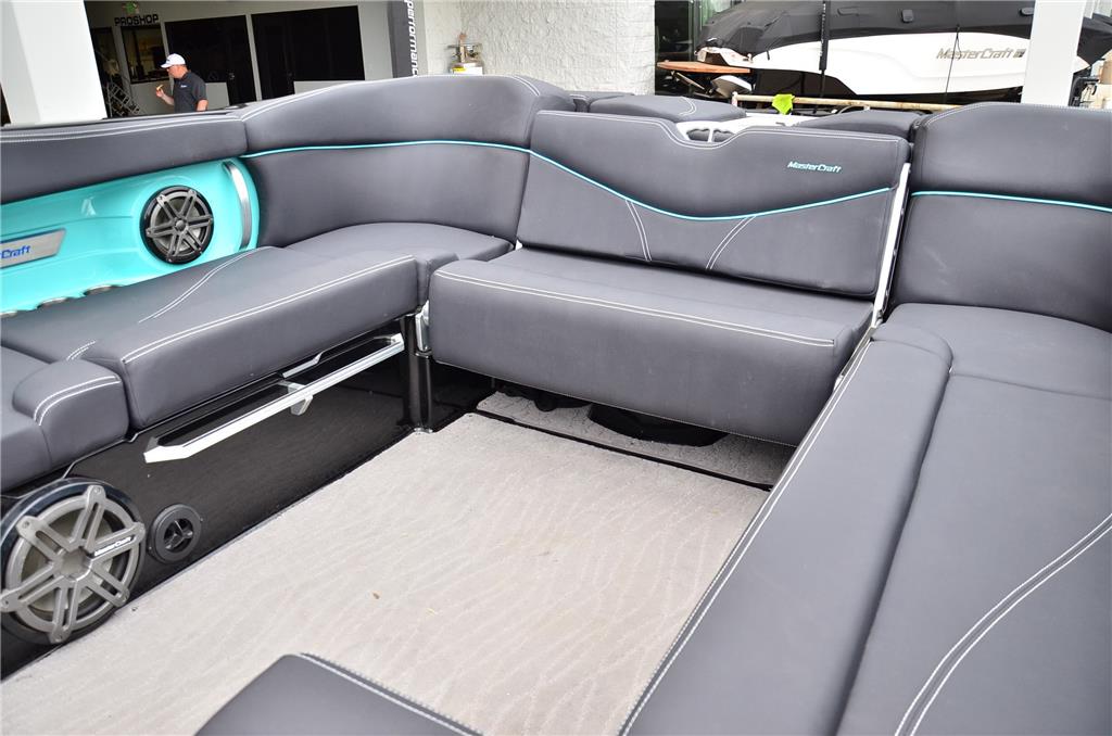 2017 MasterCraft X26 7.4L