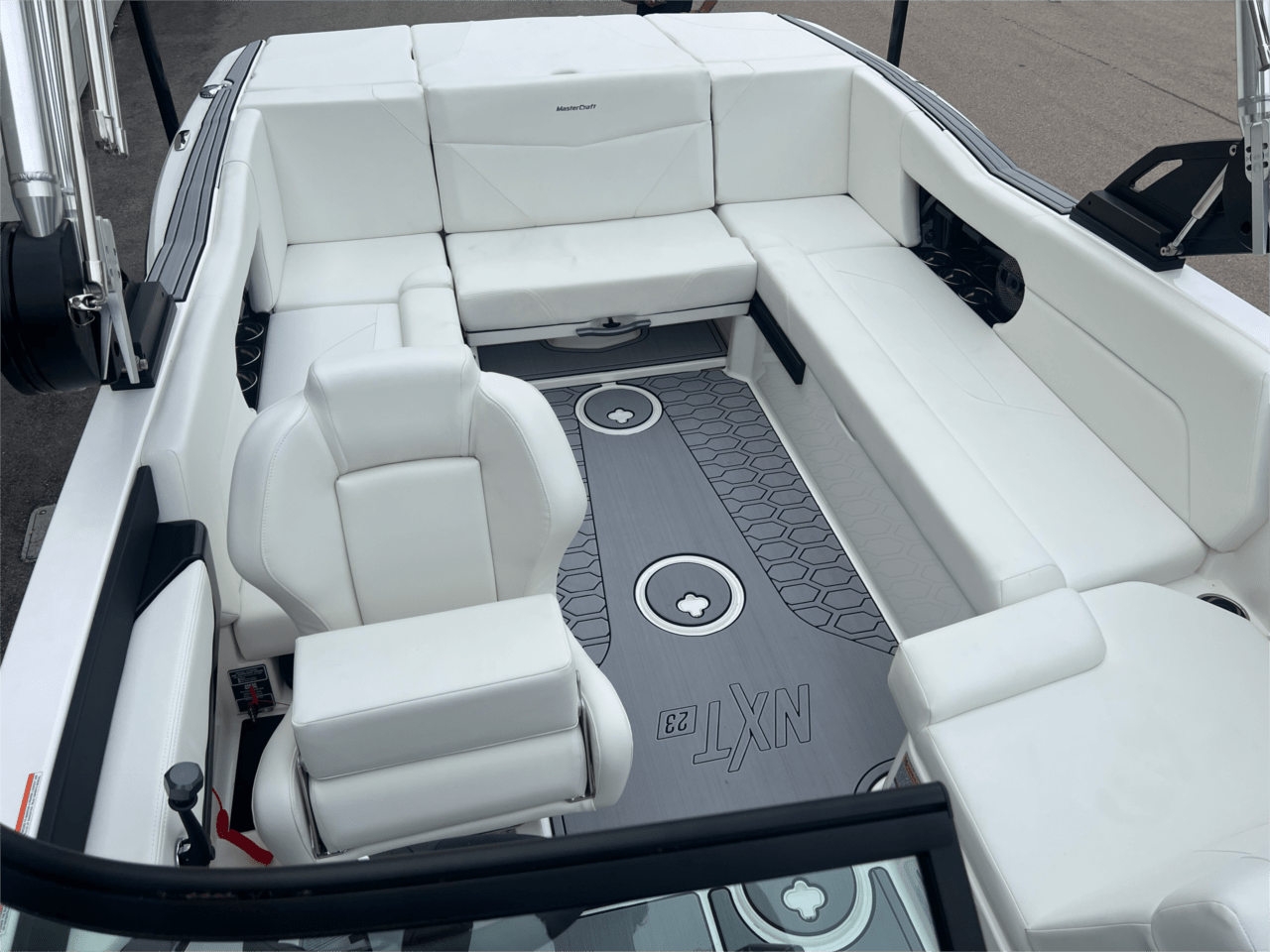2024 MasterCraft NXT23