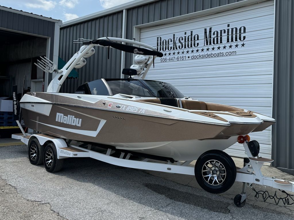 2020 Malibu Boats 23 MXZ