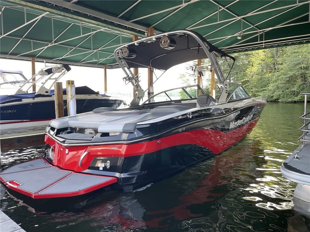 2019 MASTERCRAFT XT22