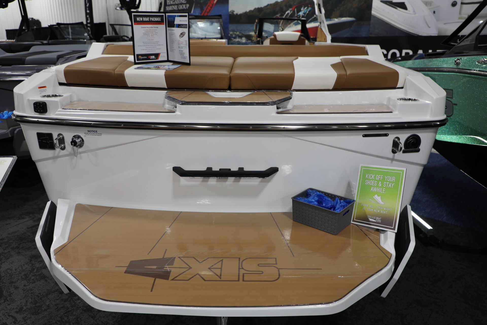 2024 Axis T235 Icon