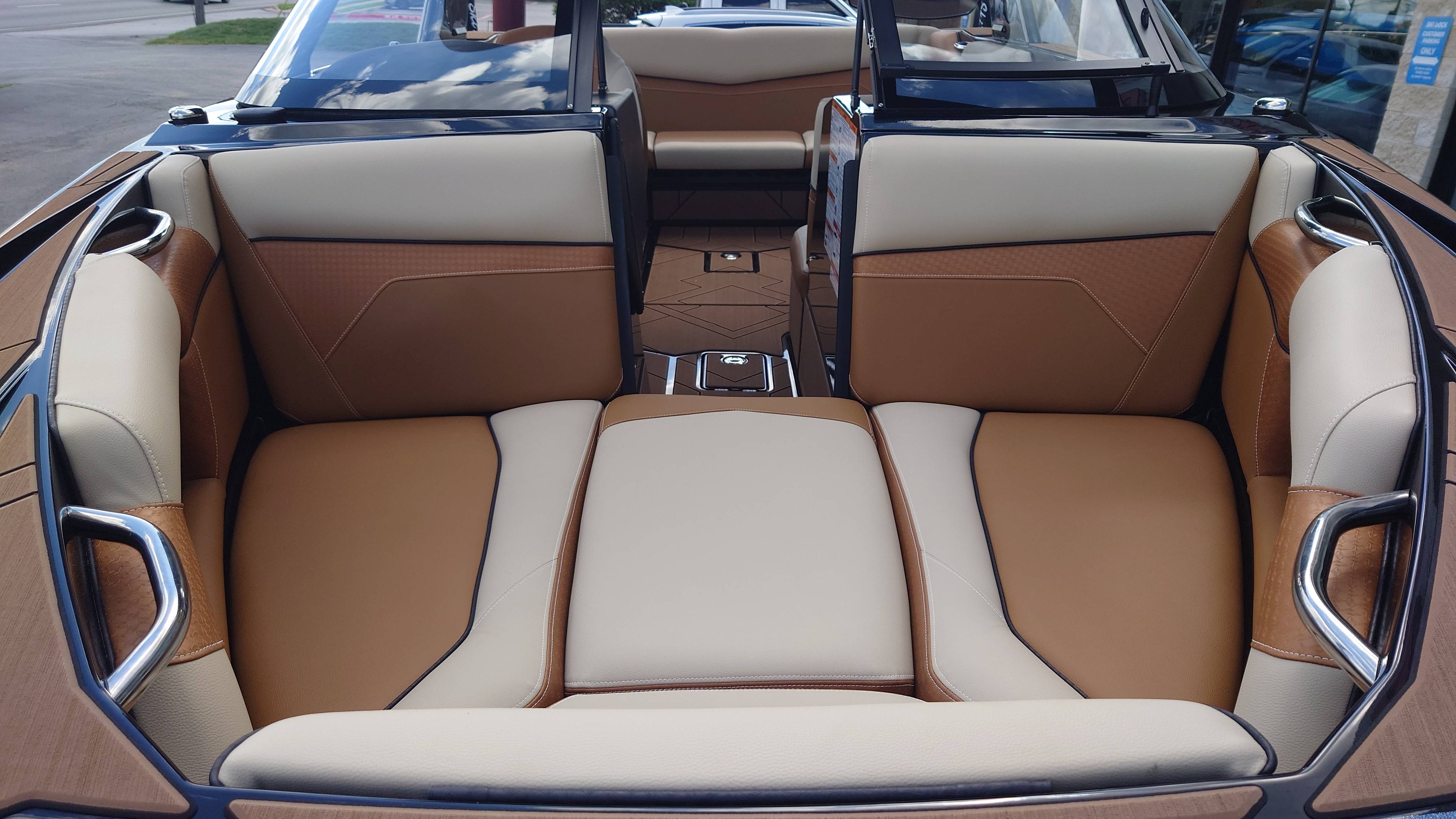 2024 Supreme S220