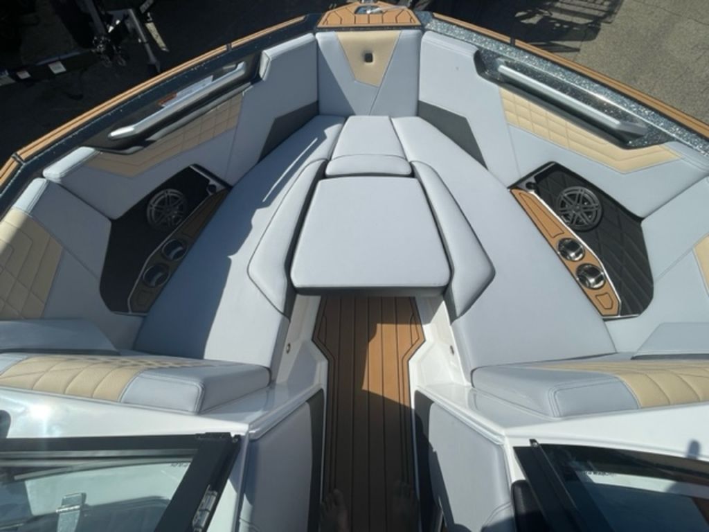 2024 Nautique Super Air Nautique S23