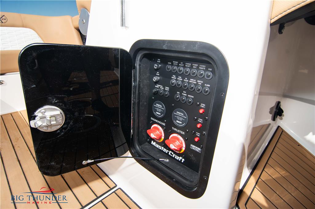 2023 MasterCraft X24