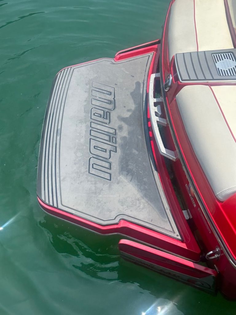 2015 Malibu Boats 22 VLX