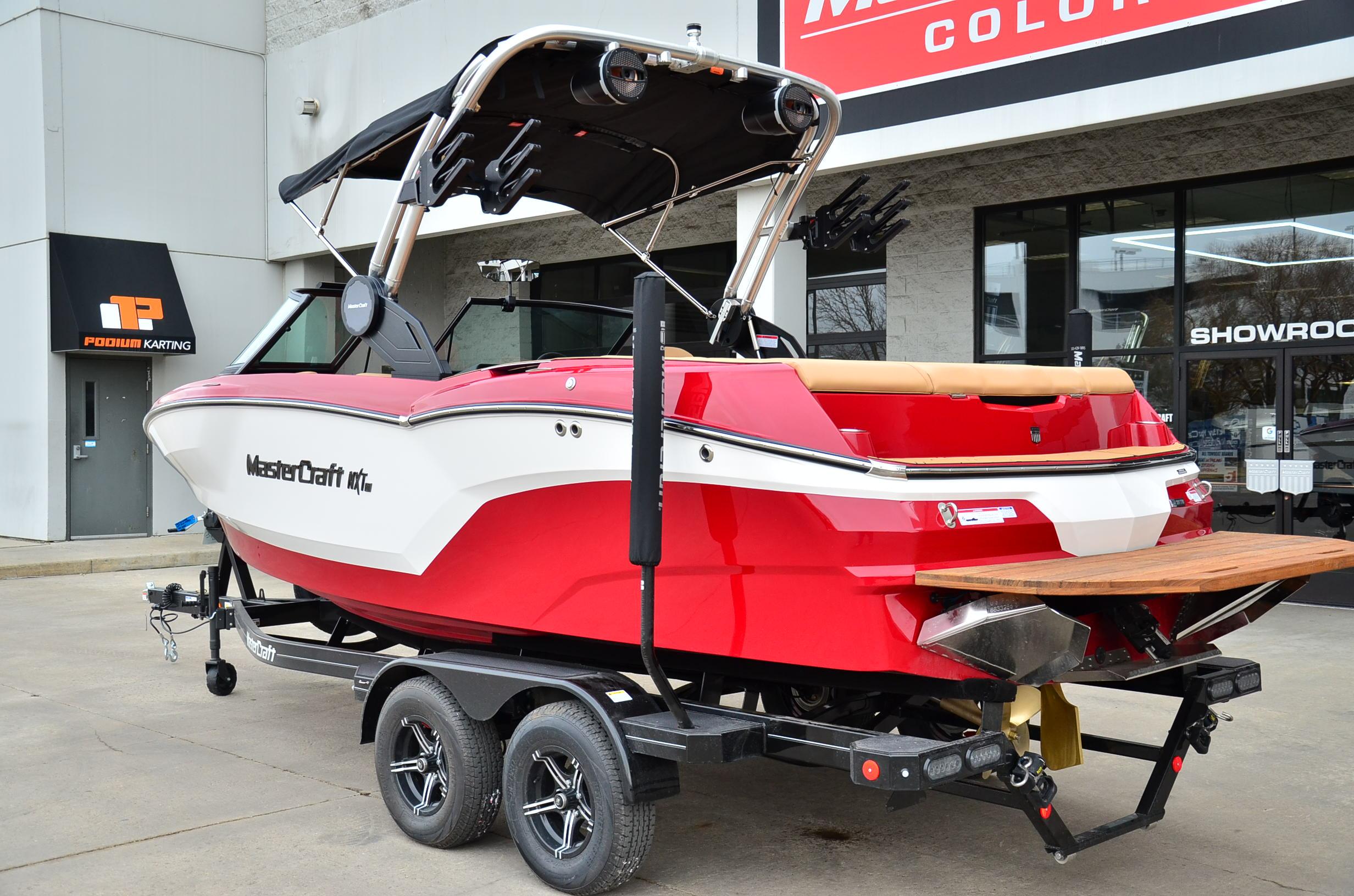 boat.Title