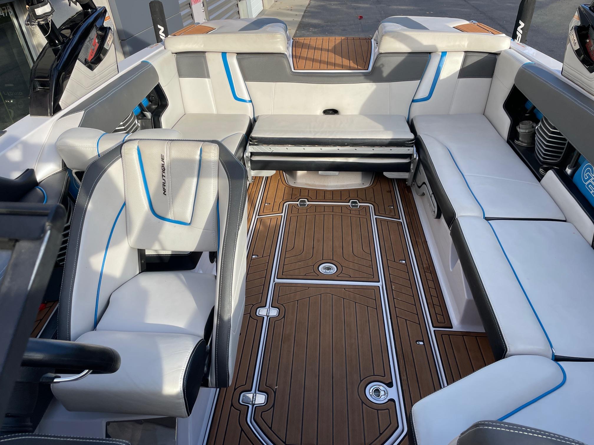 2015 NAUTIQUE G23 W/XR7 550HP SUPERCHARGED POWER PLANT