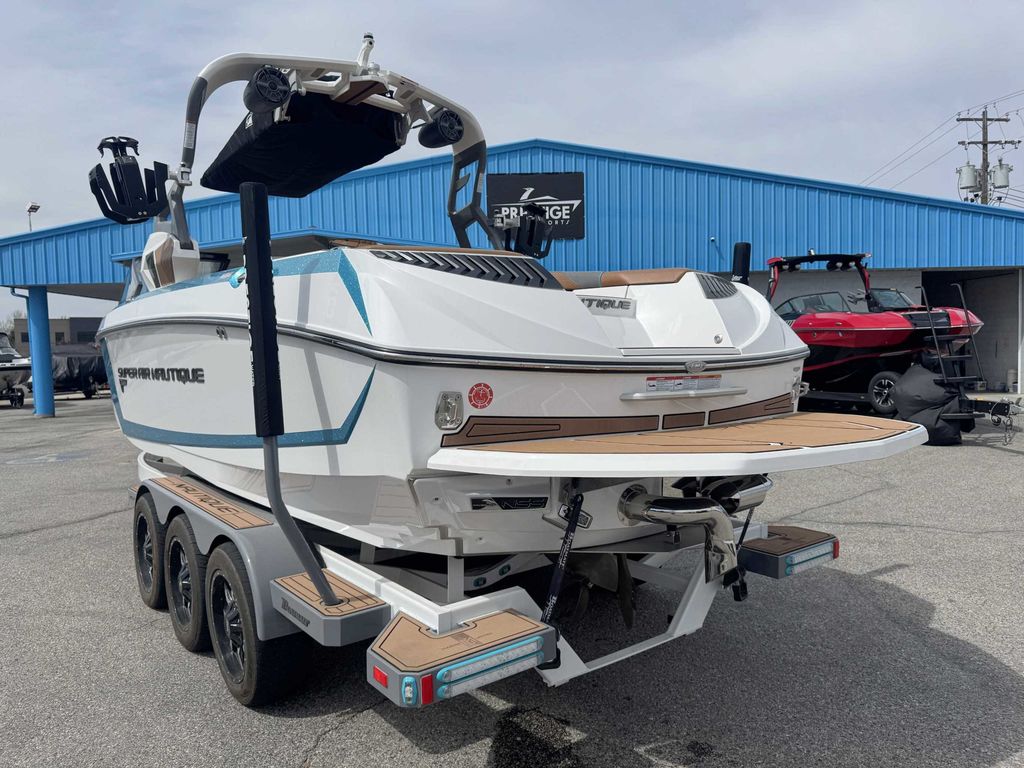2019 Nautique G25