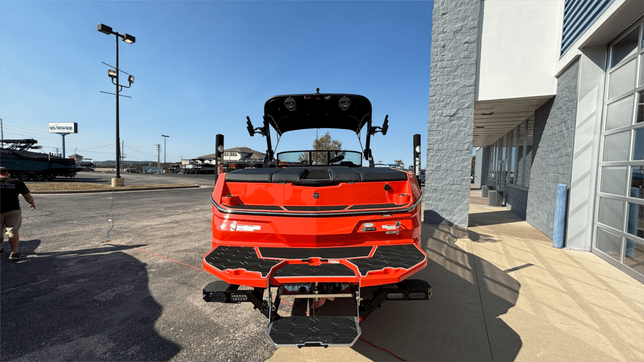 2025 MasterCraft NXT24