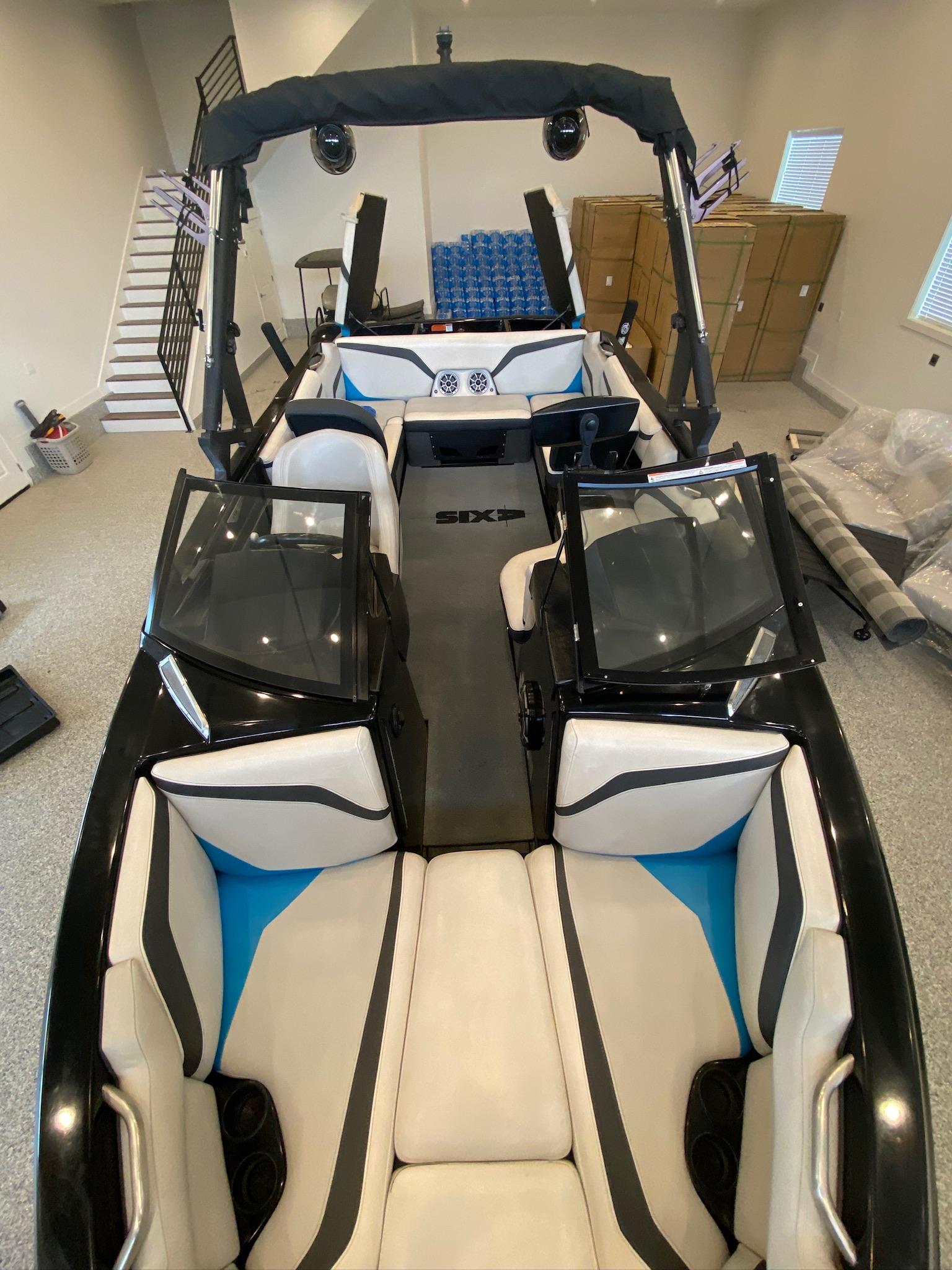 2017 Axis T23