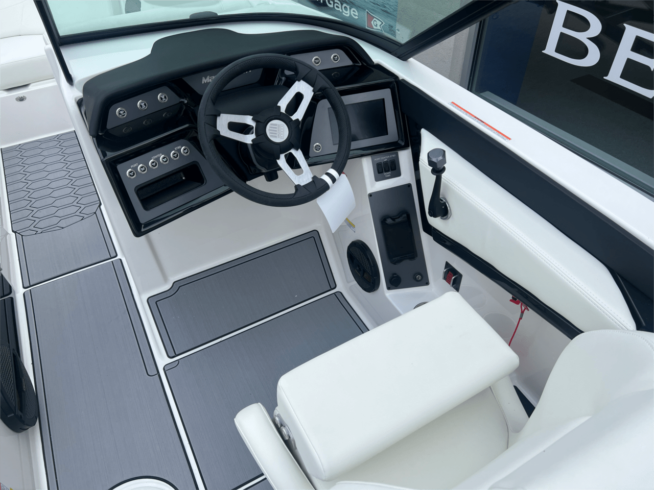 2024 MasterCraft NXT23