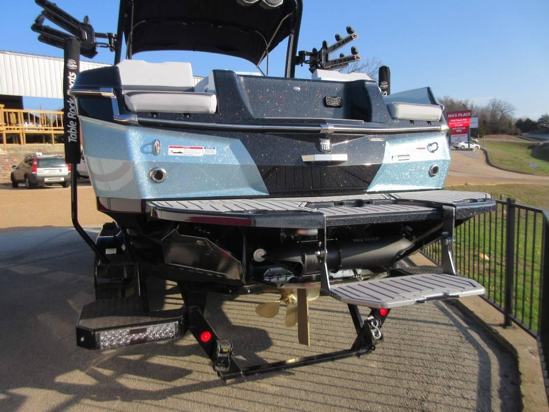 NEW 2024 MasterCraft XStar S