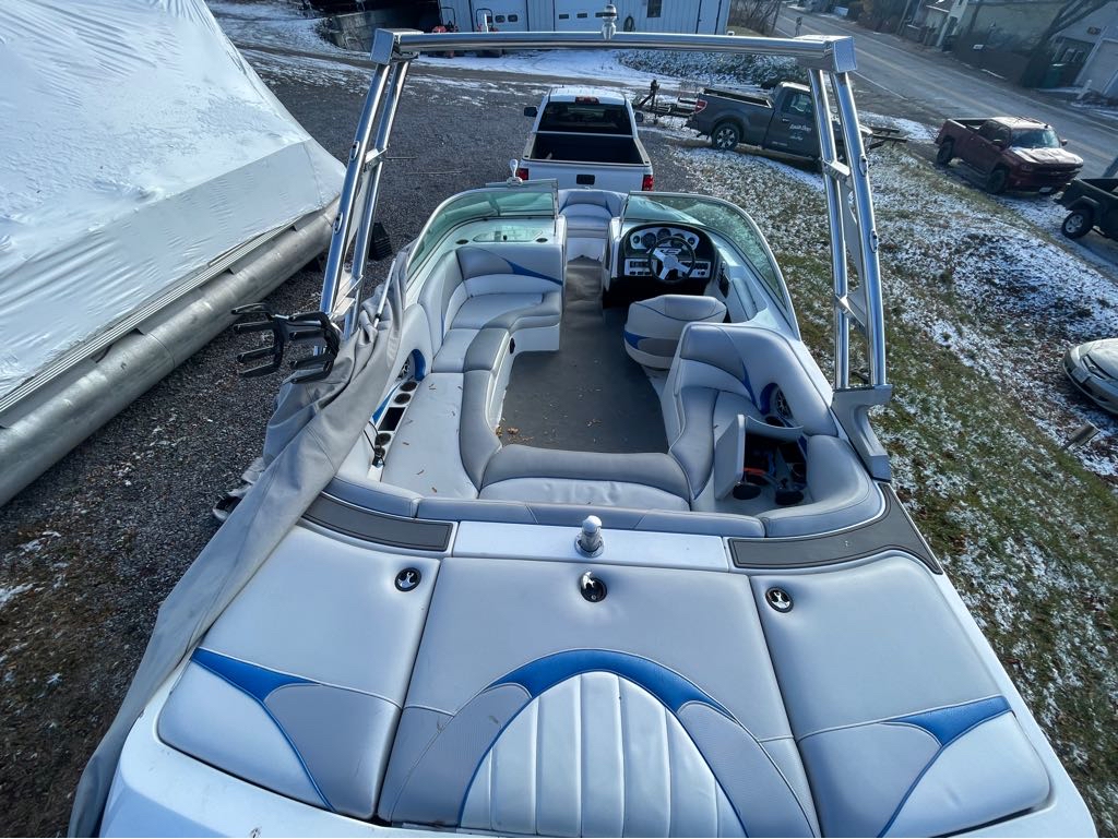 2013 MB Sports Sport Boat B52 21 WB
