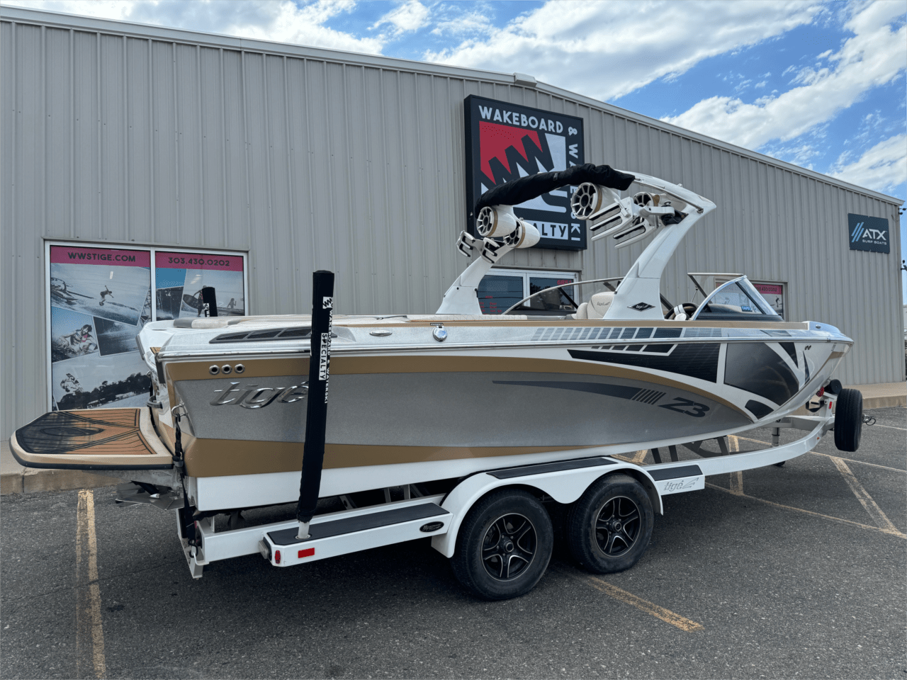 boat.Title