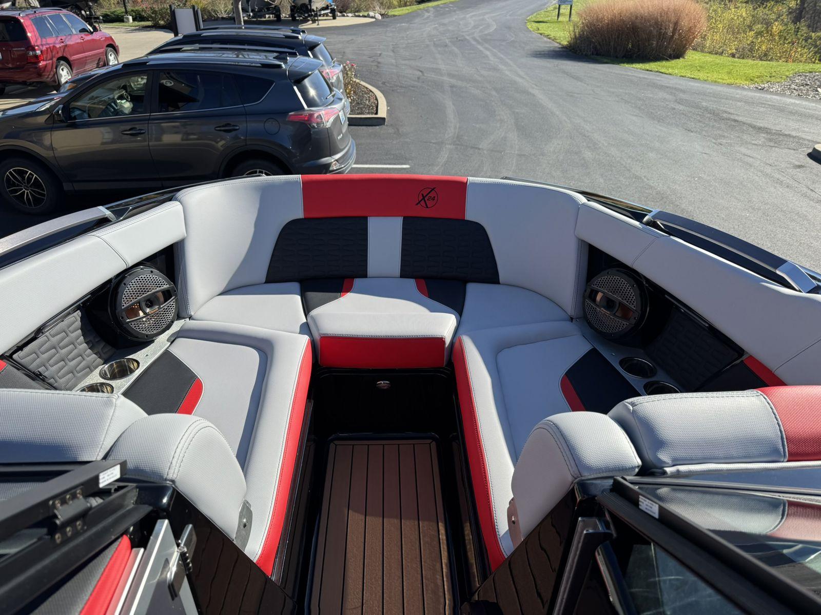 boat.Title