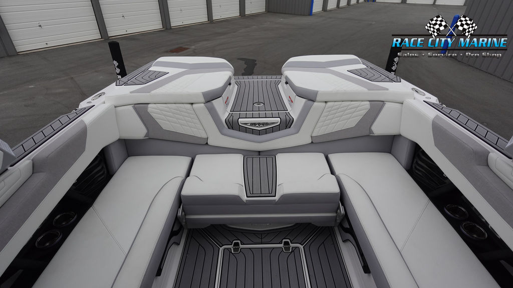 2024 Nautique G23
