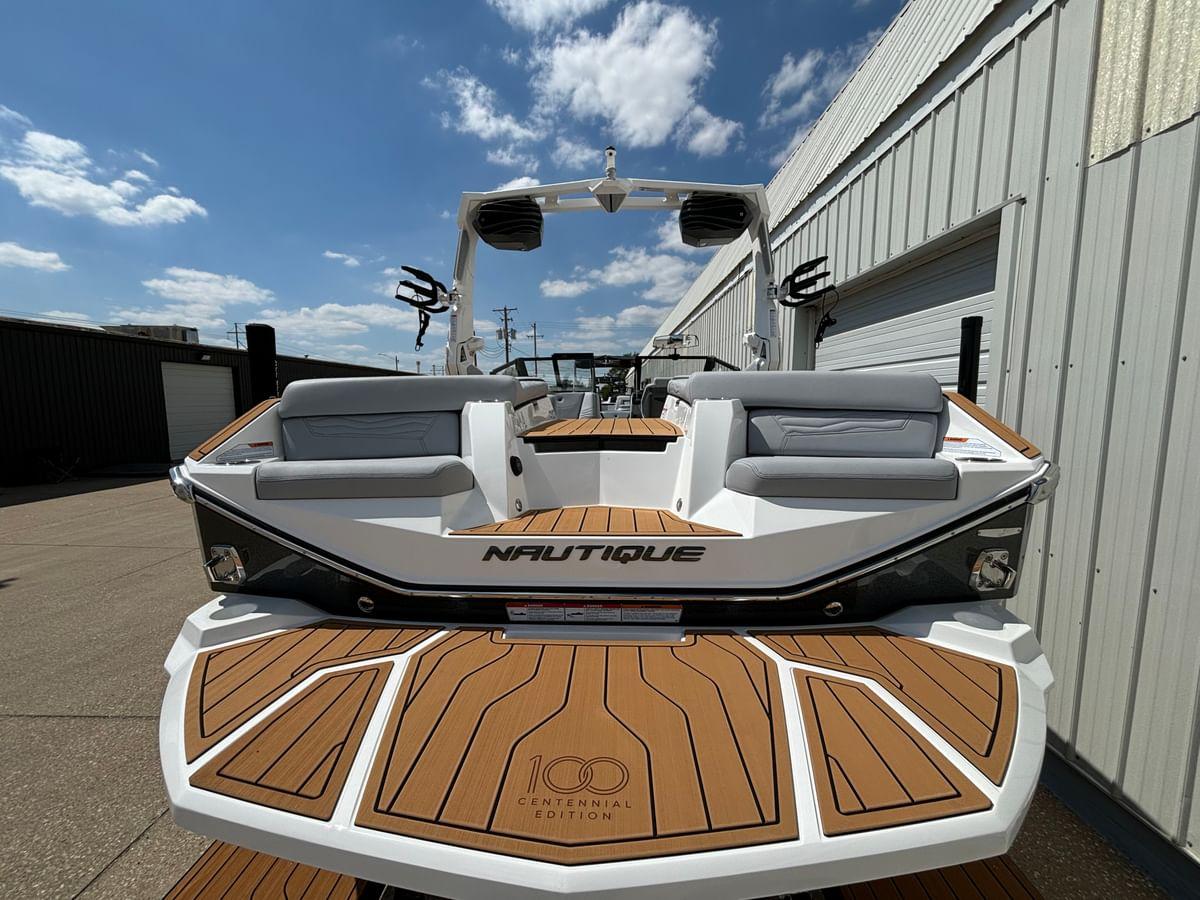 2025 Super Air Nautique G23