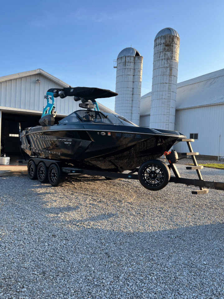 2019 Nautique G23