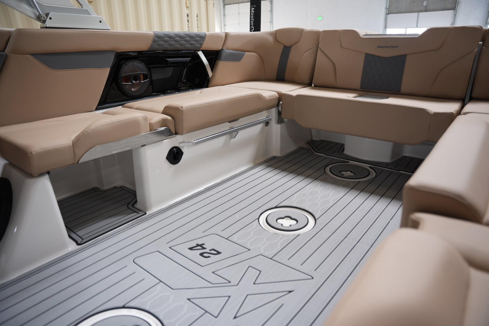 2025 MasterCraft XT24 &#8211; New Arrival!