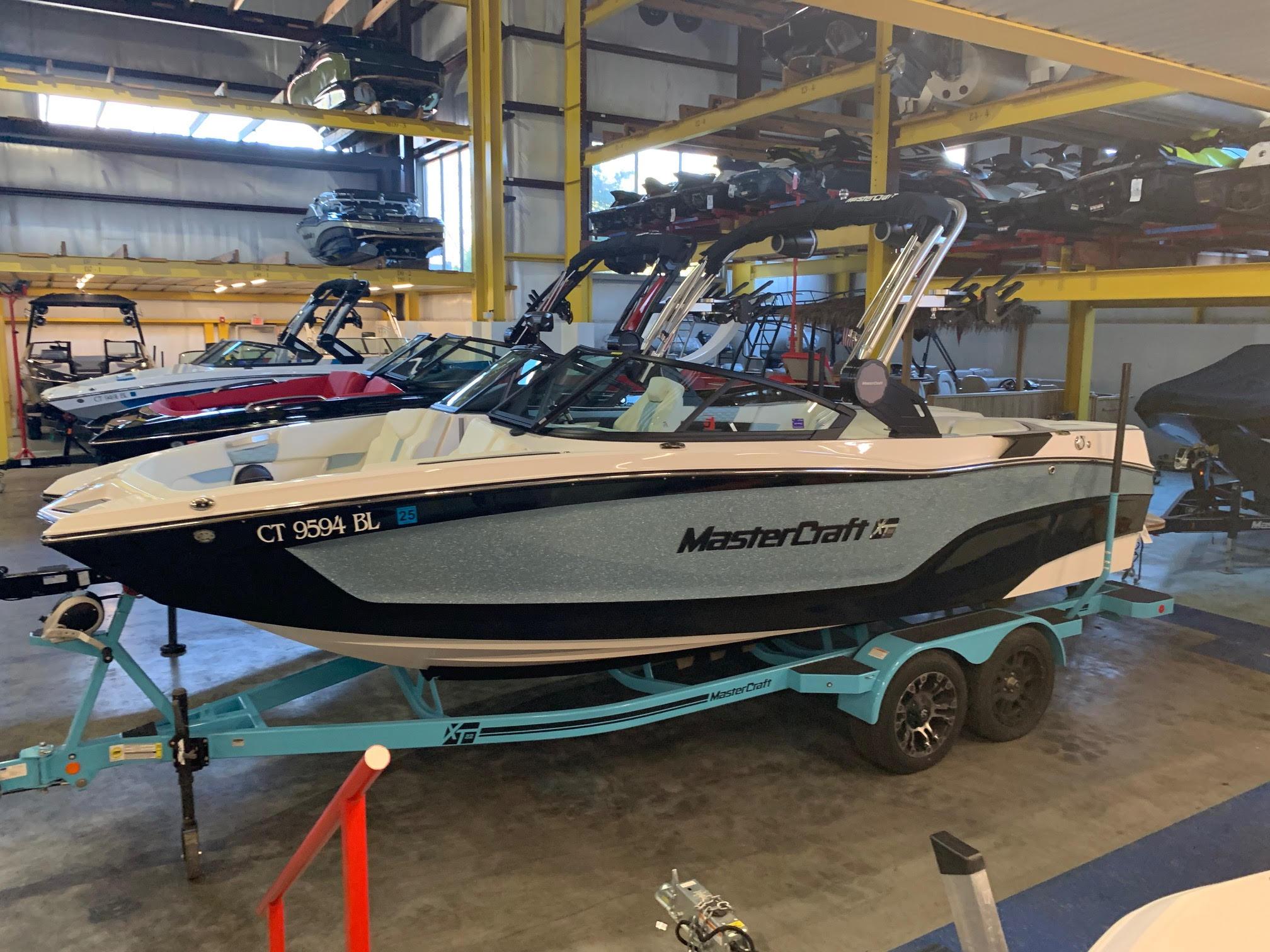 2024 Mastercraft XT22 Demo Boat! New Warranties! Only 20 Hours!