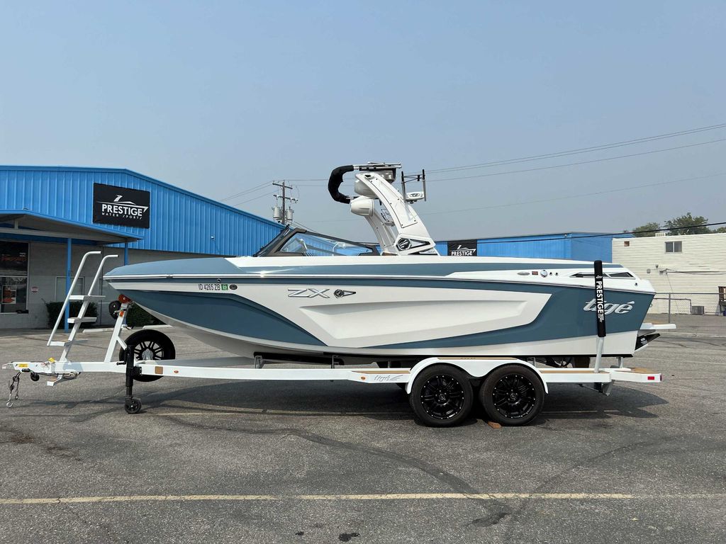 boat.Title