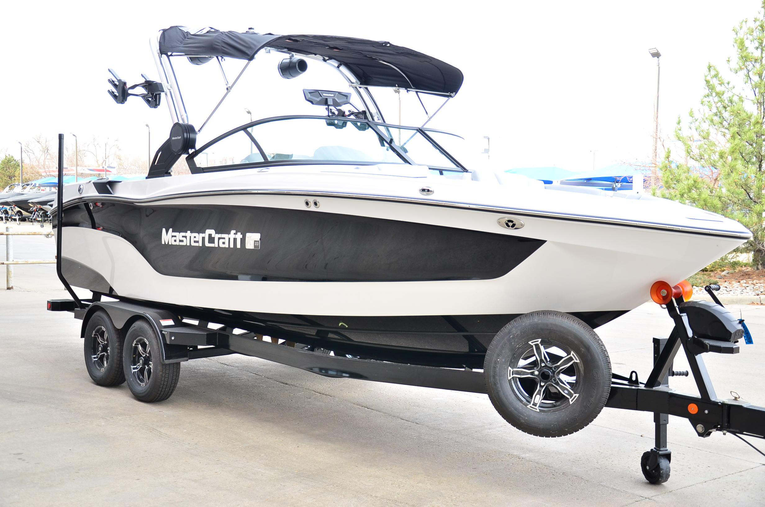 2024 MasterCraft XT23