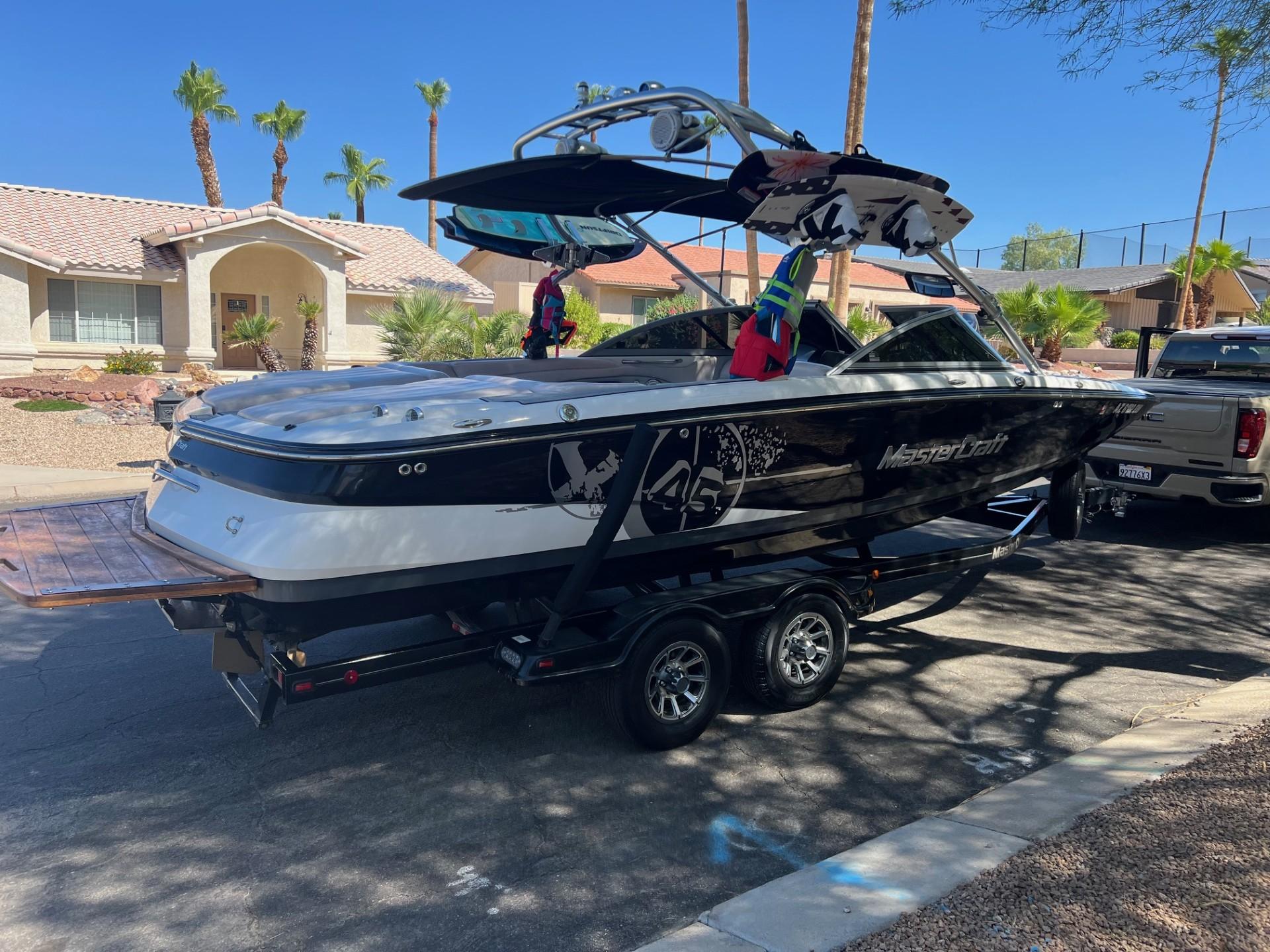 2006 Mastercraft X45 w/ larger 8.1 liter INDMAR engine – Excellent Condition!