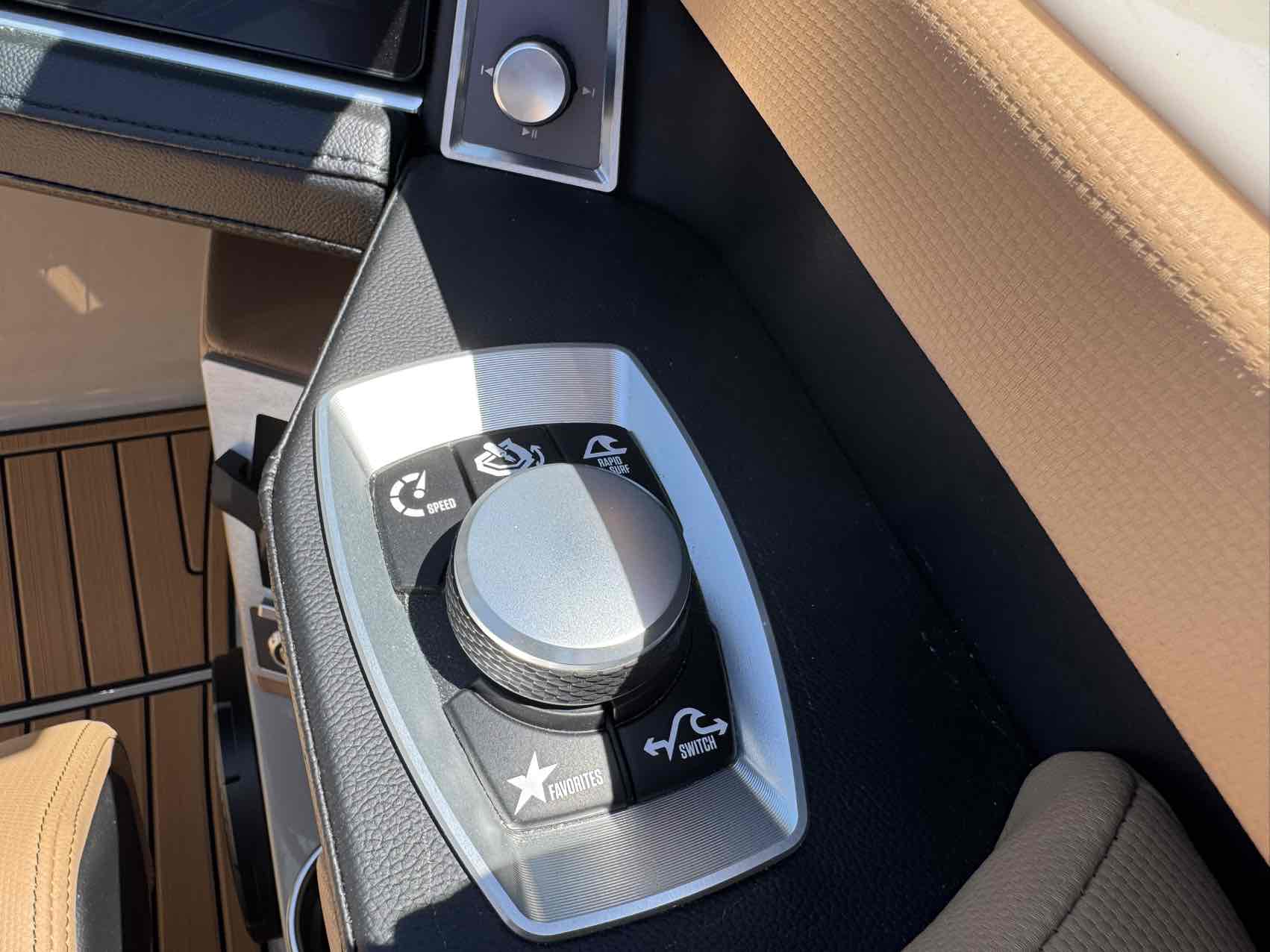 2025 MasterCraft X22