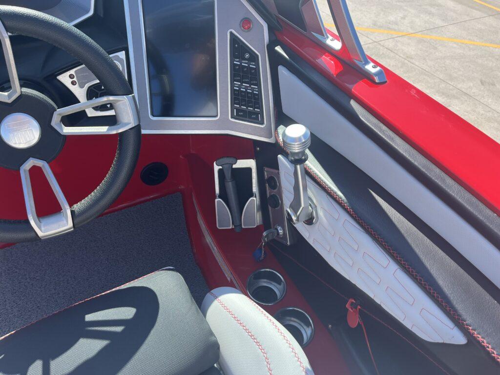 2019 MasterCraft X24
